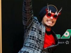 Malaysian singer Namewee held for insulting Islam