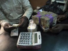 Naira hits lowest to 412 to dollar