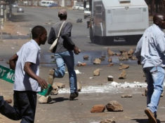 Violence erupts in Zimbabwe
