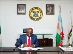 Lagos State Governor Ambode Working 1