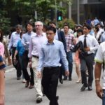 Unemployment in Singapore rises more workers made redundant in Q2