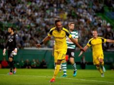 Dortmunds Aubameyang doubtful for Schalke derby coach