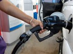 South Africas petrol price to rise by 3.5 percent next week