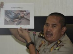 Two Indonesian Police stabbed by suspected Islamist militant