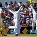 Australia lead by two after South Africa rally