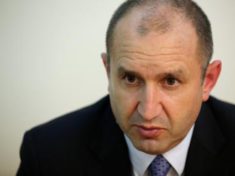 Former air force commander tipped to win Bulgarian presidency