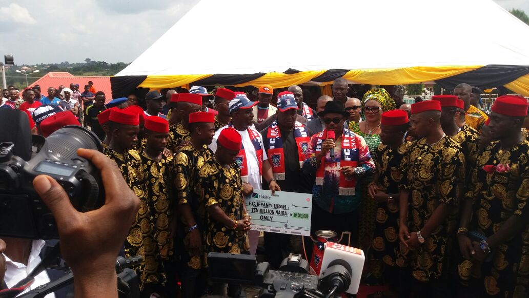 Governor Willie Obiano donates N10m to Ifeanyi Ubah FC players