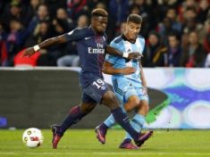 Soccer Aurier out for PSG but Pastore available again