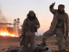 Exclusive Syrian rebels get proposal to quit Aleppo jihadists retake Palmyra