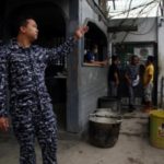 Armed men linked to Muslim rebels free more than 150 from Philippine prison