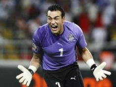 El Hadary set to break Nations Cup record