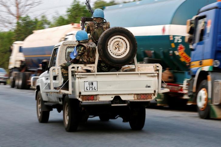Ivory Coast defence minister in Bouake for talks with mutineers