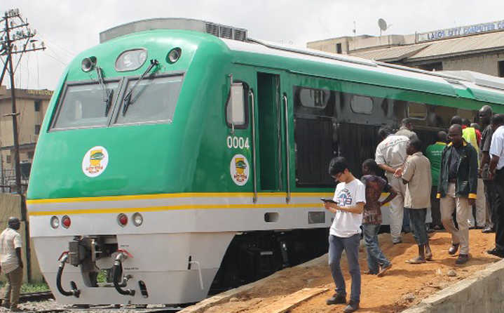 Nigeria Railway Corperation Buhari pays N72b to China for Lagos Ibadan railway