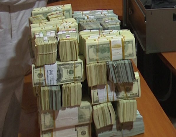 Photos Yakubu ex NNPC GMD hides 9.8m loot in Kaduna slum