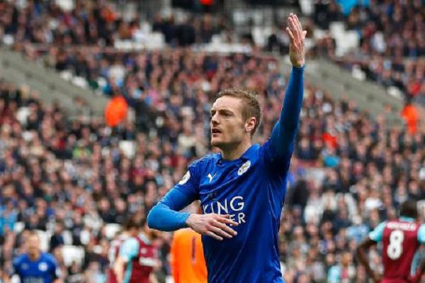 Jamie Vardy nets Foxes winner