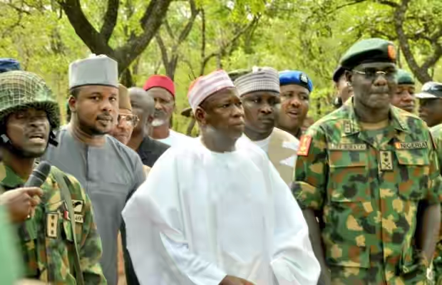 Ganduje Buratai 1