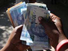 South Africa denies withdrawing FX rigging charges against some banks