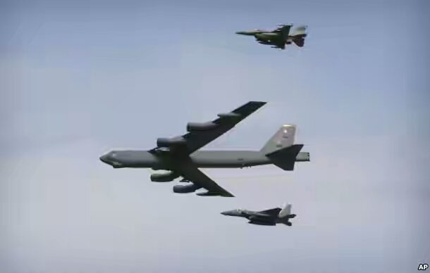 U.S. war planes fly over South Korea in solidarity with its ally amid tension following North Koreas nuclear test last week