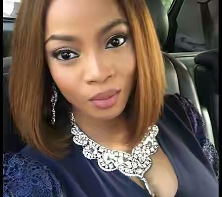 toke makinwa 1 2