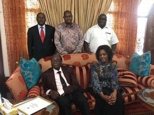 6304126 firstpictureofmugabeafterresignationgoesviral jpeg2cb8b141f6c9ca9907efac6839a146bd