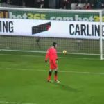 Petr Cech frustrated after his error led to Swanseas second goal e1517353826191
