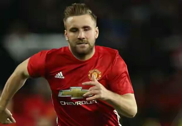 luke shaw man utd 2016 1