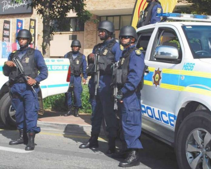 Malawi policemen