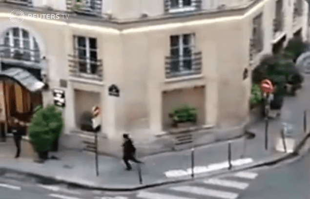 A man shouting 'Allahu akbar' kills one in Paris knife attack