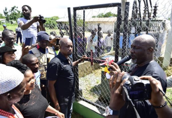 Dino Melaye right commissioning a transformer in Mopa after the encounter with the police