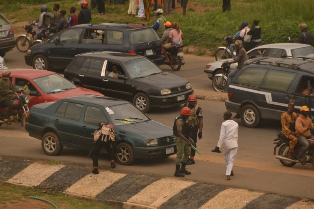 Heavy Shooting infron of Ekiti state Government House