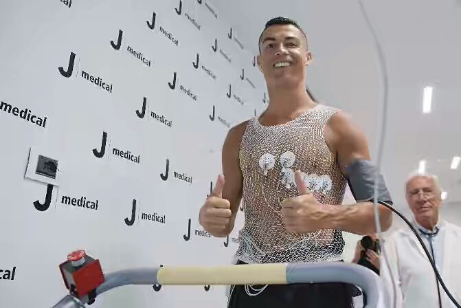 Ronaldo Juventus medicals July2018