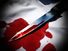 stab knife blood1