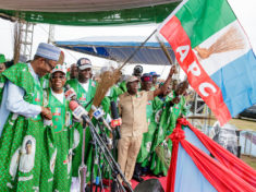 a5b38500 buhari in osun