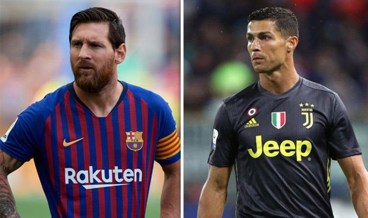 cristiano ronaldo barcelona ace lionel messi aims real madrid dig football sport