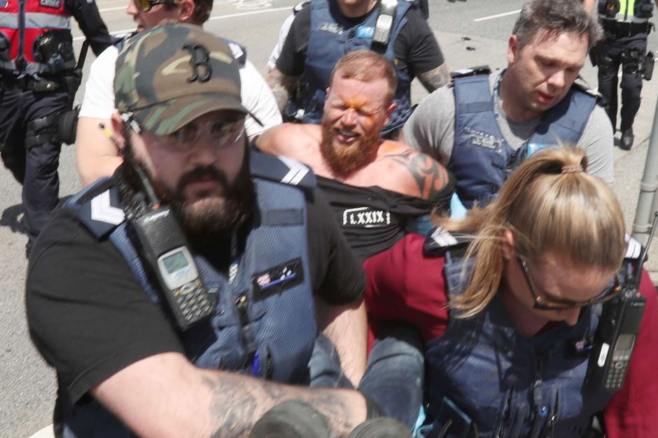 Man arrested at Far Right rally at St Kilda Beach