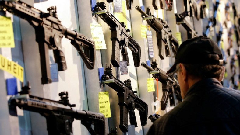 9448635 guns2 jpegfadac8fc96aa93c6b74bb7f26bbca627