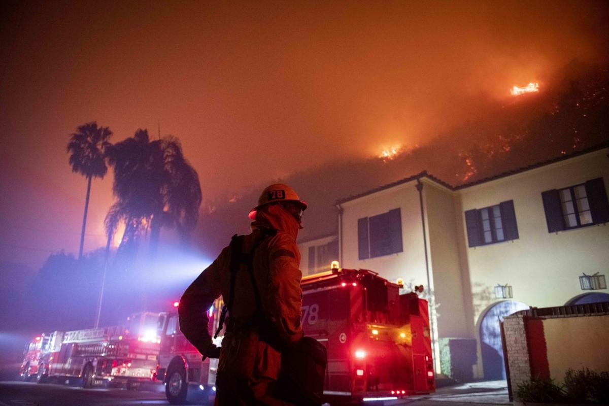 California Wildfire Force Hollywood Celebrities Out of Their Homes