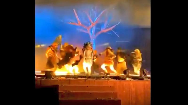 Three performers stabbed on stage in King Abdullah's park Saudi Arabia (Video)
