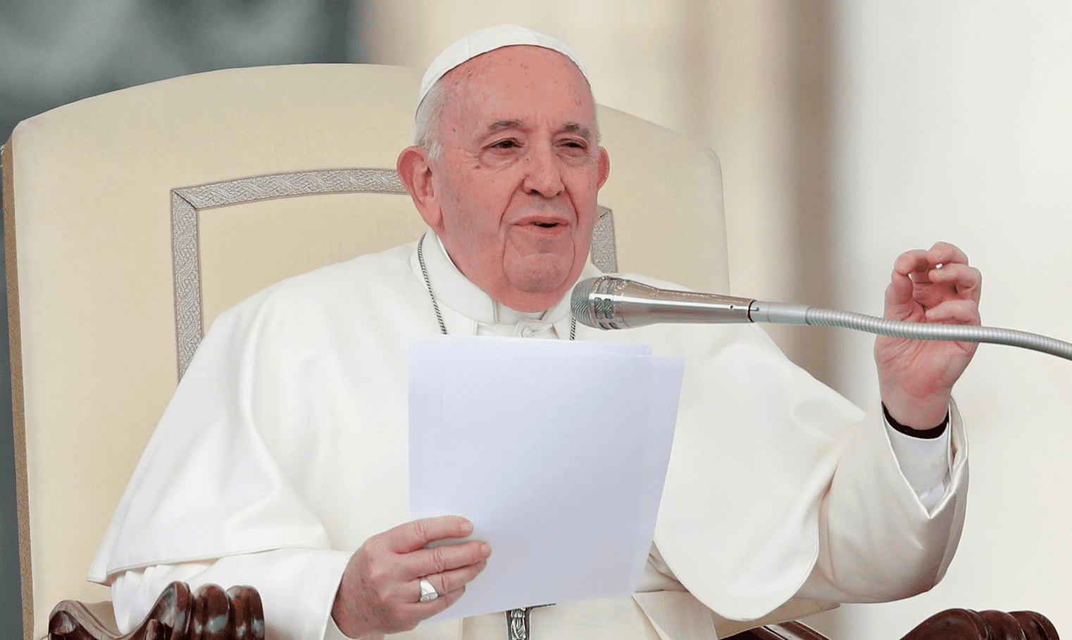 Ash Wednesday Pope urges Catholics to give up useless words, rumours, gossips and speak to God during lent