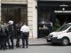 Armed robbers in Paris