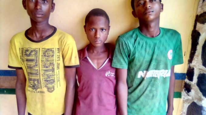 THREE FULANI TEENAGERS ARRESTED FOR HIGHWAY ROBBERY IN OGUN STATE