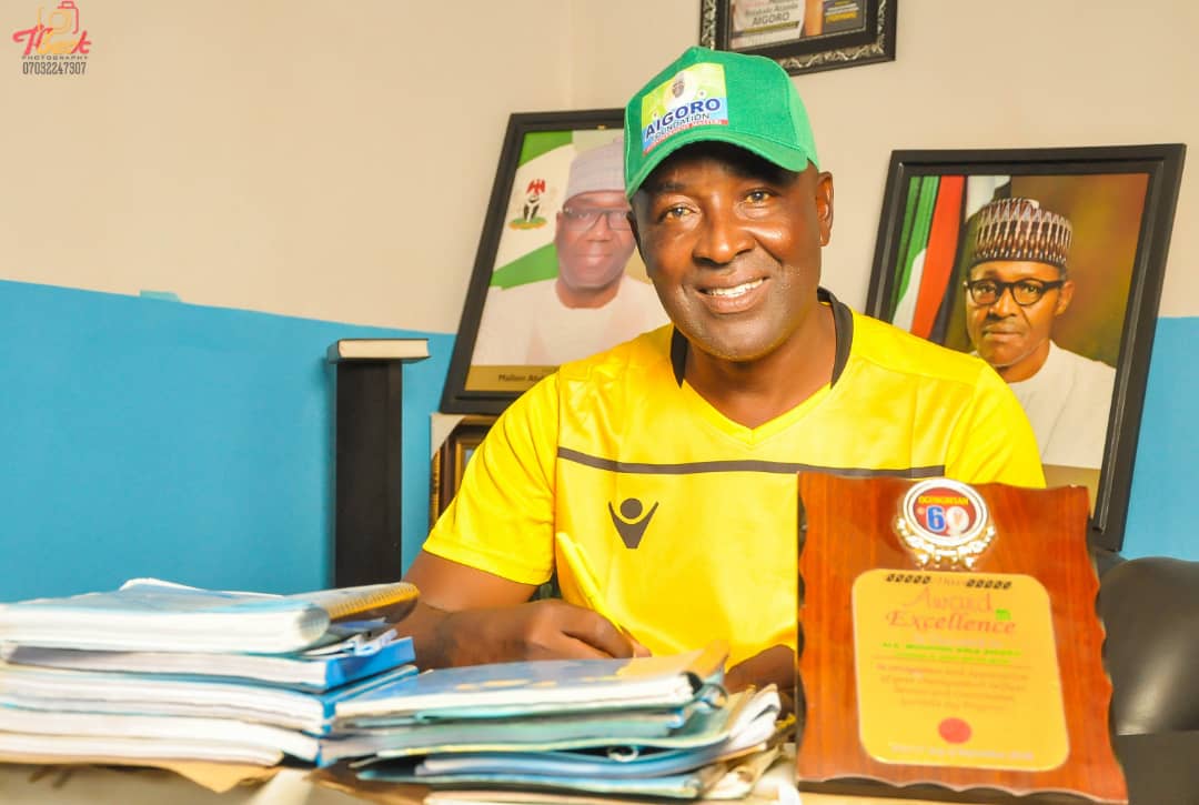 COMRADE LUKMAN OLUKAYODE AHMED JOYOUSLY FELICITATES WITH ALHAJI MASHOOD AIGORO ON HIS 60TH BIRTHDAY ANNIVERSARY