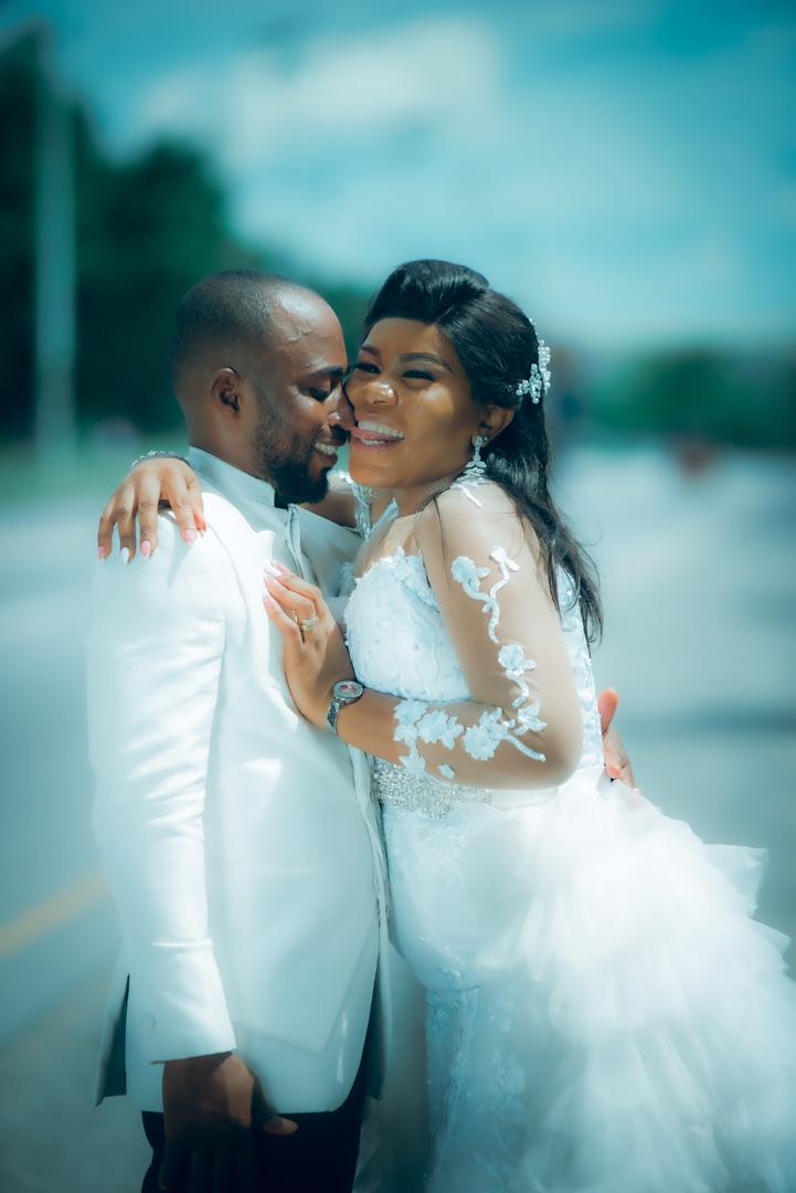 Nigerian Popular TV Broadcast Engineer Udoh weds in Grandstyle