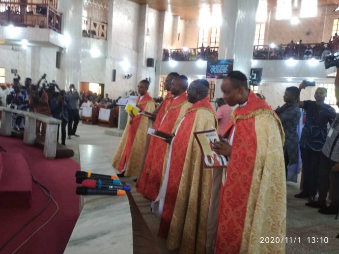 Archbishop Ibezim Installs 5 Archdeacons Collates 11 Canons 4 690x516 1