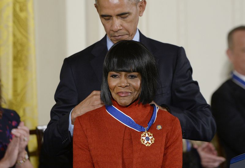 Cicely Tyson received Presidential medal from Barack Obama
