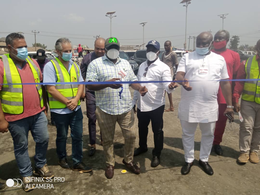 Imo state government Flags off Naze Nekede Ihiagwa Obinze road as Leo 9 and Asphalt construction company handles the project