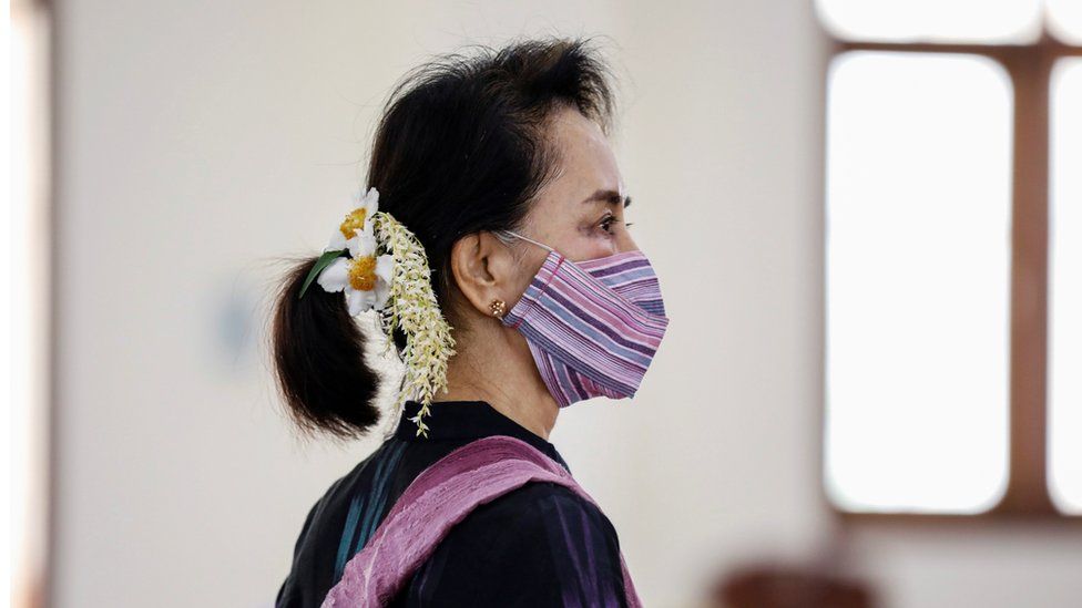 Aung San Suu Kyi detained