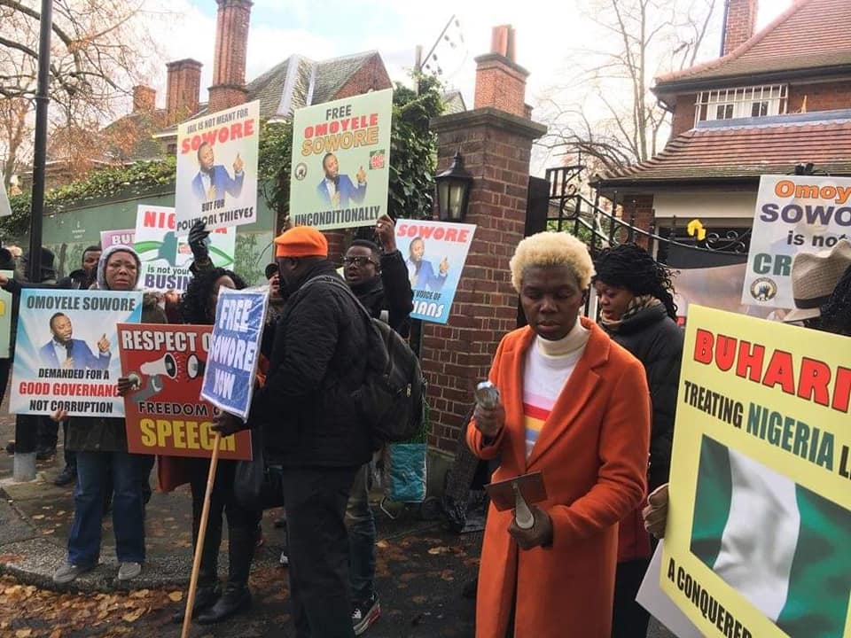 Buhari Must Go Protesters in London #BuhariMustGo