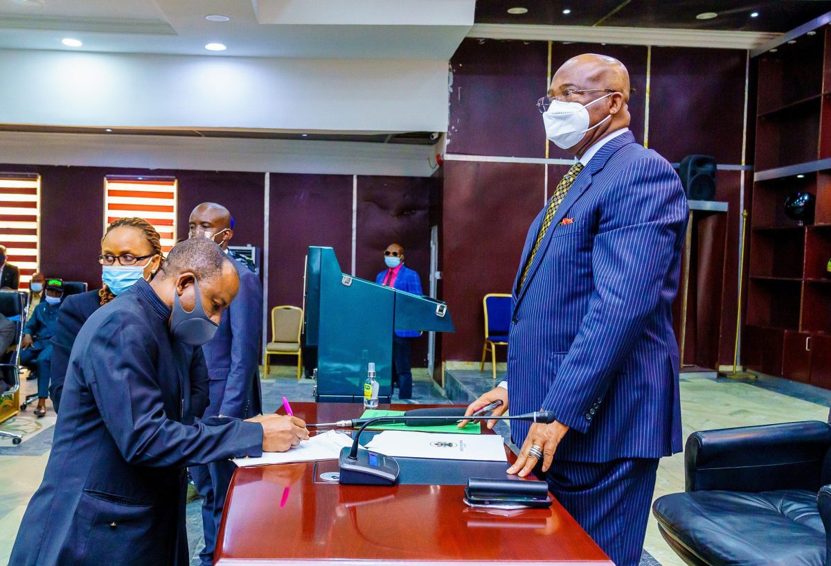 GOV. HOPE UZODIMMA INAUGURATES THE NEW IBC MANAGEMENT COMMITTEE - 9NEWS NIGERIA