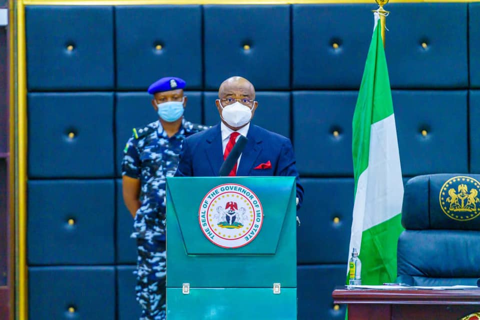 GOVERNOR HOPE UZODINMA ADDRESSING THE NEWLY SWORN IN COMMISSIONERS - 9NEWS NIGERIA